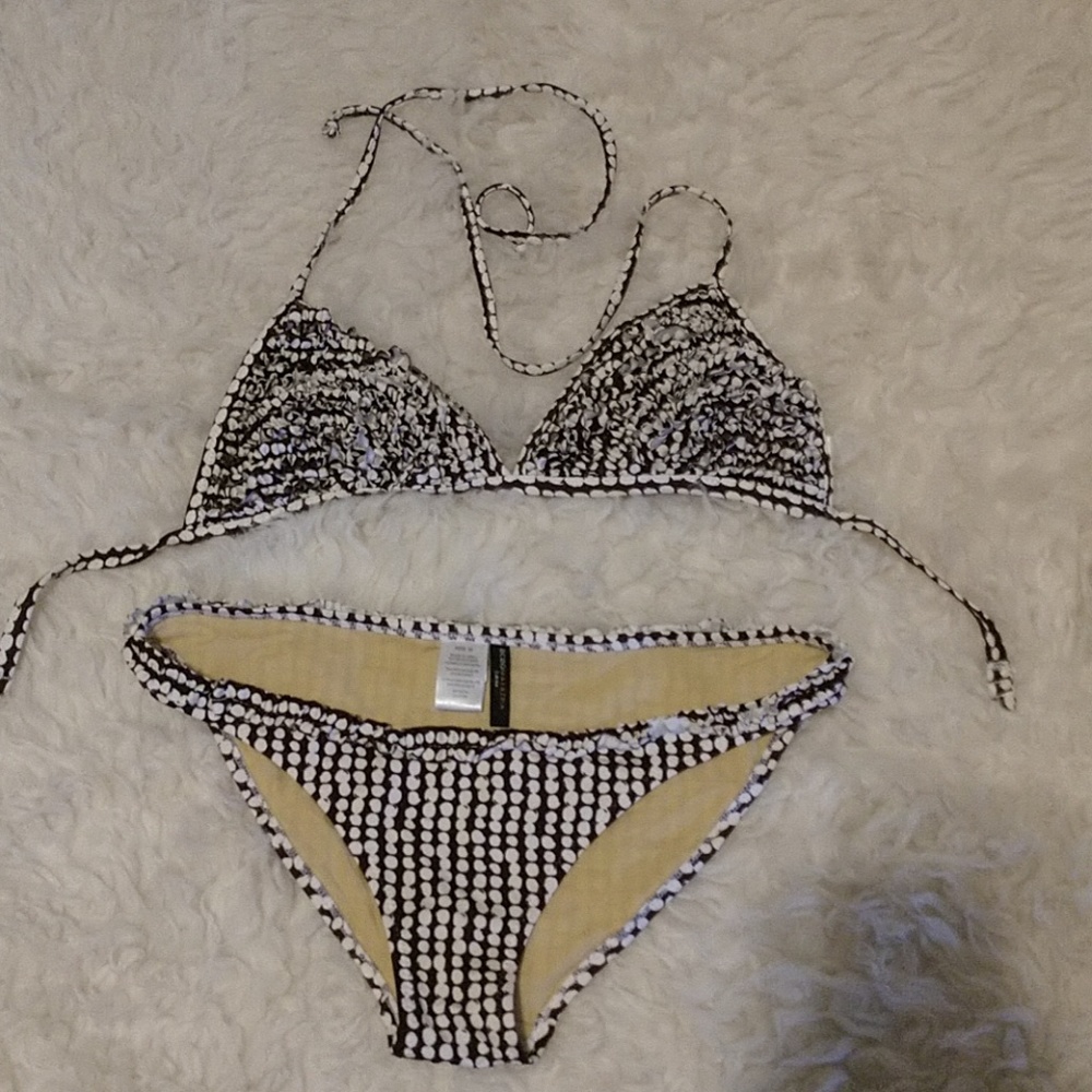 BCBG MAXAZRIA BIKINI SIZE MEDIUM